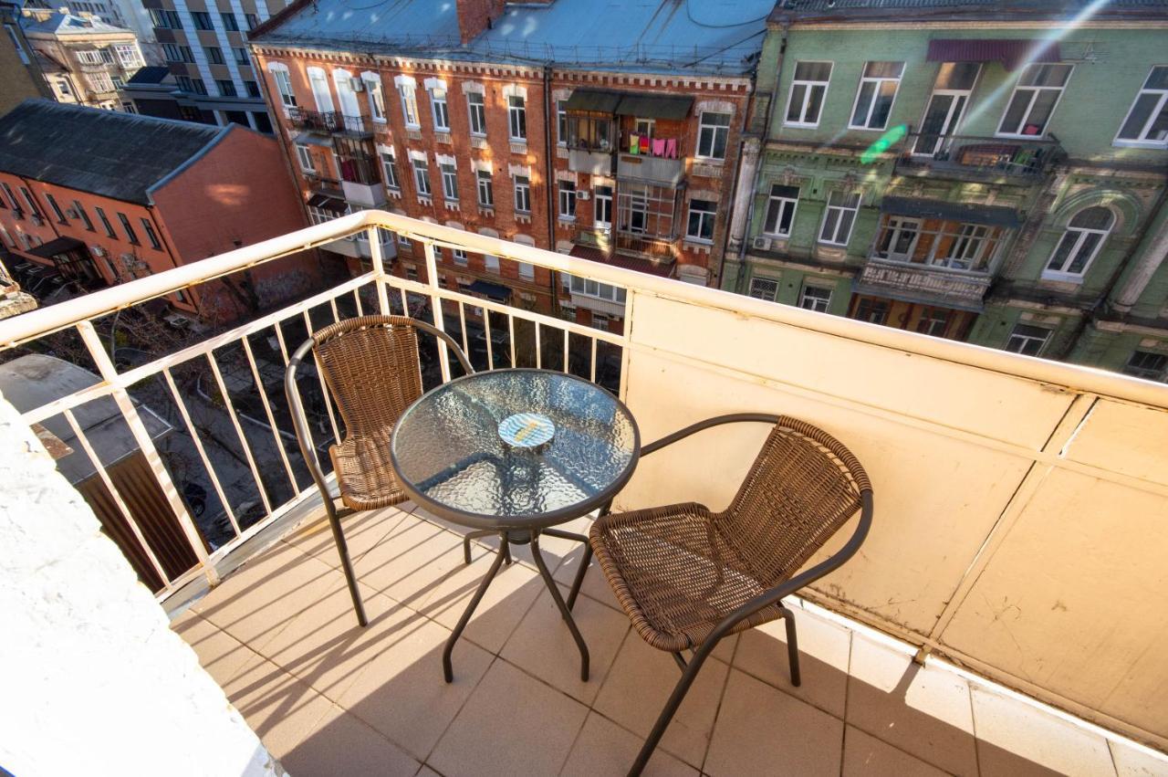 Kyiv Rouge Apartment エクステリア 写真
